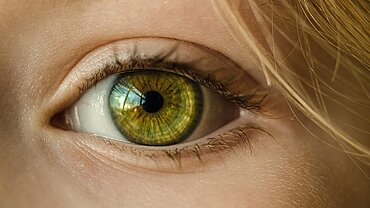 Foto eines linken menschlichen Auges.